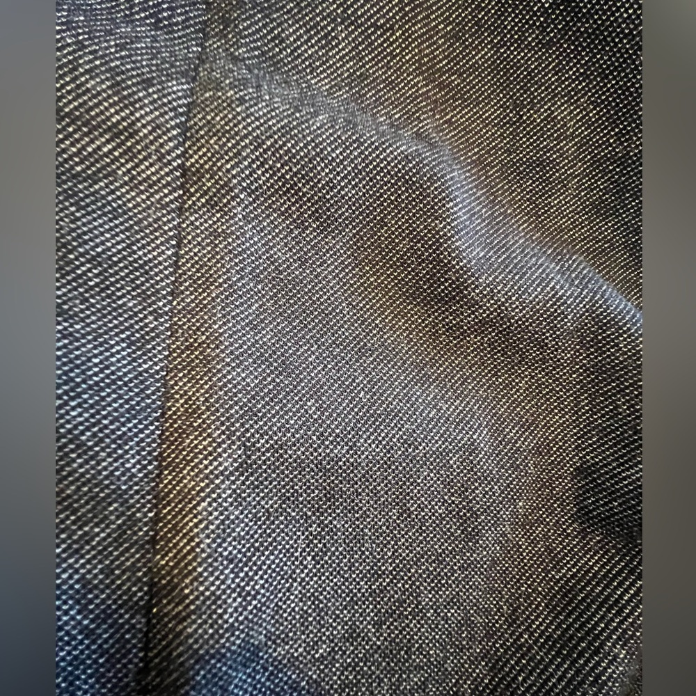 J JILl✨Elegant Charcoal Blazer w Single Button-Looks like black denim w pockets - Picture 3 of 8